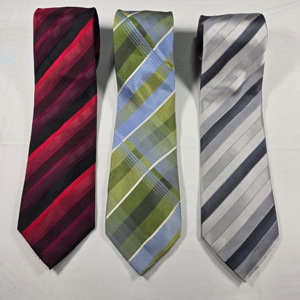 Tie Lot of 3 Kenneth Cole Reaction Mens Striped Plaid Red‎ Green Grey Silk